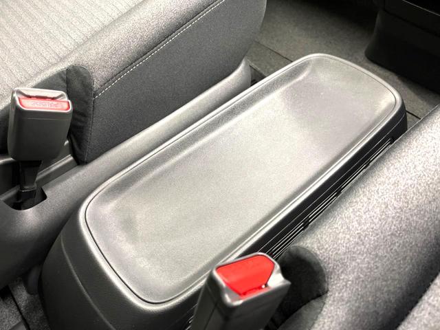 セレナ ｅ－パワー　ハイウェイスターＶ　両側電動スライドドア　３６０度セーフティアシスト　アラウンドビューモニター　プロパイロット　１２．３インチ純正ディスプレイ　ＡｐｐｌｅＣａｒＰｌａｙ　インテリジェントルームミラー　ＥＴＣ２．０（56枚目）