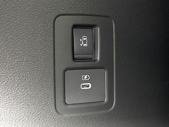 セレナ e-パワー ハイウェイスターV 登録済未使用車 両側電動スライドドア 12.3インチ純正ナビ インテリジェントアラウンドビューモニター 360度セーフティアシスト プロパイロット レーダークルーズ コーナーセンサー スマートキー(63枚目)