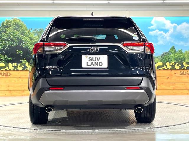 ＲＡＶ４ Ｇ　Ｚパッケージ　純正９インチディスプレイオーディオ　パノラマミックビューモニター　トヨタセーフティーセンス　レーダークルーズ　禁煙車　パワーバックドア　シートヒーター　パワーシート　スマートキー　ＬＥＤヘッド（15枚目）