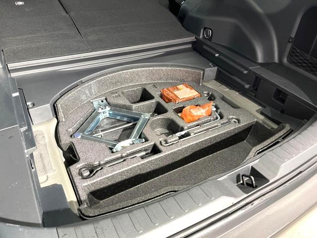ＲＡＶ４ Ｇ　Ｚパッケージ　純正９インチディスプレイオーディオ　パノラマミックビューモニター　トヨタセーフティーセンス　レーダークルーズ　禁煙車　パワーバックドア　シートヒーター　パワーシート　スマートキー　ＬＥＤヘッド（21枚目）