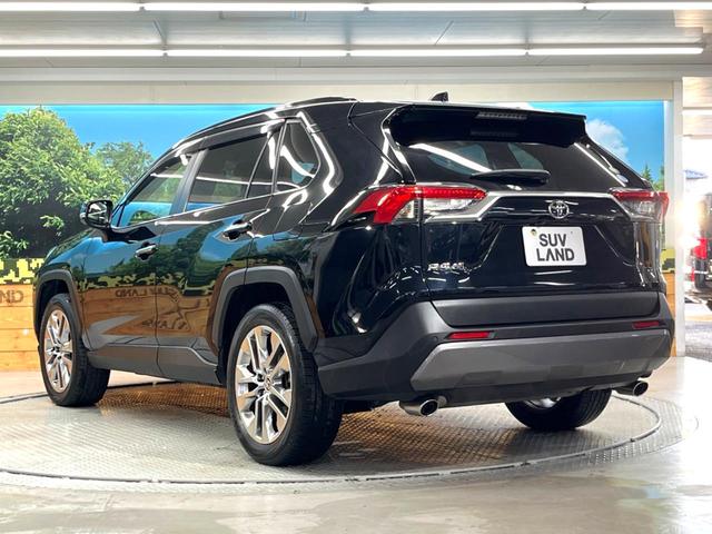 ＲＡＶ４ Ｇ　Ｚパッケージ　純正９インチディスプレイオーディオ　パノラマミックビューモニター　トヨタセーフティーセンス　レーダークルーズ　禁煙車　パワーバックドア　シートヒーター　パワーシート　スマートキー　ＬＥＤヘッド（27枚目）