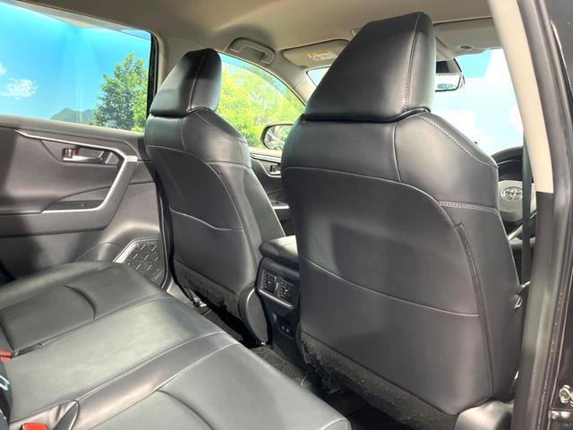 ＲＡＶ４ Ｇ　Ｚパッケージ　純正９インチディスプレイオーディオ　パノラマミックビューモニター　トヨタセーフティーセンス　レーダークルーズ　禁煙車　パワーバックドア　シートヒーター　パワーシート　スマートキー　ＬＥＤヘッド（36枚目）