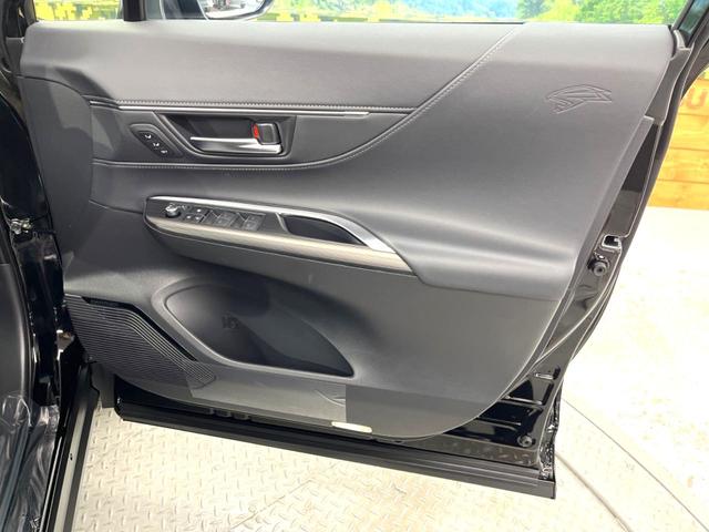 ハリアーハイブリッド Z レザーパッケージ 登録済未使用車 調光パノラマルーフ 純正12.3型ナビ JBL 全周囲カメラ セーフティセンス レーダークルーズ 電動リアゲート 黒革 シートベンチレーション ドラレコ コーナーセンサー LEDヘッド(40枚目)