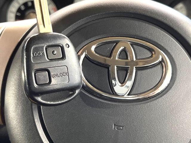 ＦＪクルーザー ベースグレード　４ＷＤ　ＳＤナビ　バックカメラ　ドラレコ　コーナーセンサー　ＬＥＤヘッド　ルーフレール　ＥＴＣ　Ｂｌｕｅｔｏｏｔｈ　ＣＤ　ＤＶＤ再生　ブルーレイ再生　フルセグ　ＬＥＤフォグ（5枚目）