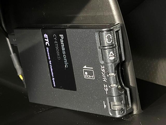 ＦＪクルーザー ベースグレード　４ＷＤ　ＳＤナビ　バックカメラ　ドラレコ　コーナーセンサー　ＬＥＤヘッド　ルーフレール　ＥＴＣ　Ｂｌｕｅｔｏｏｔｈ　ＣＤ　ＤＶＤ再生　ブルーレイ再生　フルセグ　ＬＥＤフォグ（6枚目）