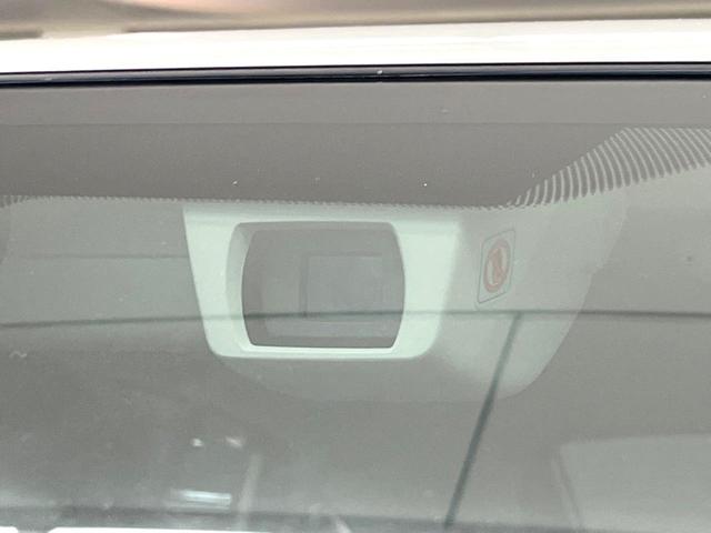 ＸＶ ２．０ｉ－Ｌ　アイサイト　４ＷＤ　純正ナビ　アイサイトｖｅｒ３　プリクラッシュブレーキ　バックカメラ　レーダークルーズ　禁煙車　ルーフレール　パワーシート　スマートキー　ＨＩＤヘッド　ビルトインＥＴＣ　純正１７インチアルミ（5枚目）