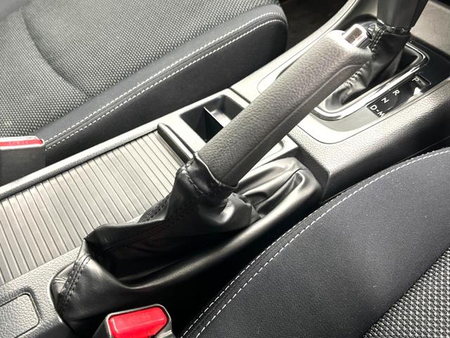 ＸＶ ２．０ｉ－Ｌ　アイサイト　４ＷＤ　純正ナビ　アイサイトｖｅｒ３　プリクラッシュブレーキ　バックカメラ　レーダークルーズ　禁煙車　ルーフレール　パワーシート　スマートキー　ＨＩＤヘッド　ビルトインＥＴＣ　純正１７インチアルミ（57枚目）