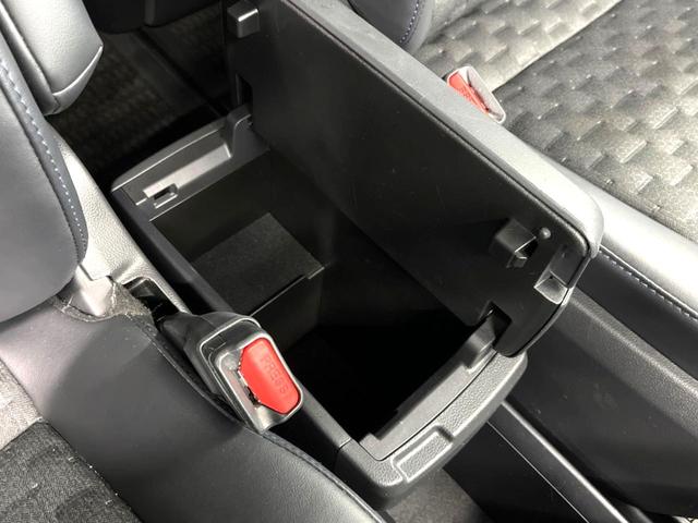 ヴォクシー Ｓ－Ｚ　両側電動ドア　後席モニター　バックカメラ　衝突被害軽減システム　レーダークルーズ　禁煙車　電動リアゲート　ハーフレザーシート　ドラレコ　コーナーセンサー　スマートキー　ＬＥＤヘッド　ビルトインＥＴＣ（59枚目）