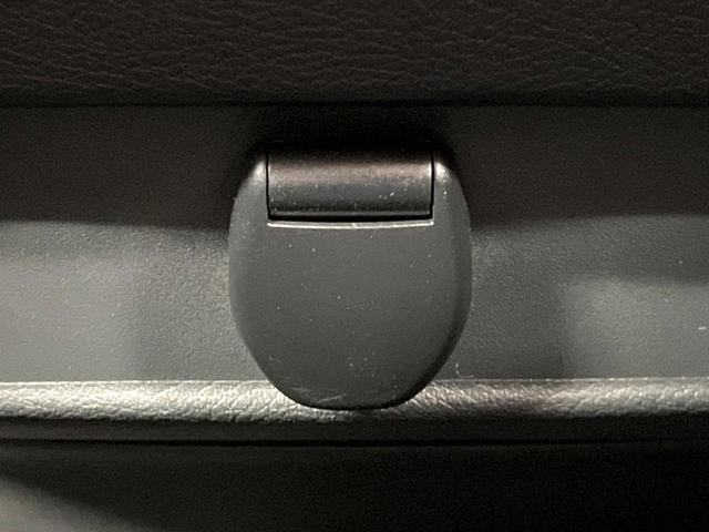 セレナ ハイウェイスターＶ　両側電動スライドドア　インテリジェントエマージェンシーブレーキ　プロパイロット　アラウンドビューモニター　デジタルインナーミラー　ＬＥＤヘッドライト　Ｂｌｕｅｔｏｏｔｈ再生　ＥＴＣ（59枚目）