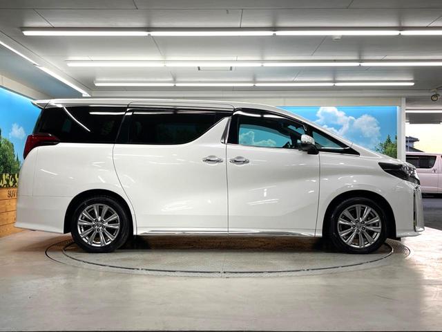 アルファード ２．５Ｓ　タイプゴールド　両側電動スライドドア　フリップダウンモニター　トヨタセーフティセンス　レーダークルーズコントロール　純正９インチディスプレイオーディオ　デジタルインナーミラー　パワーバックドア　ＥＴＣ　ドラレコ（30枚目）