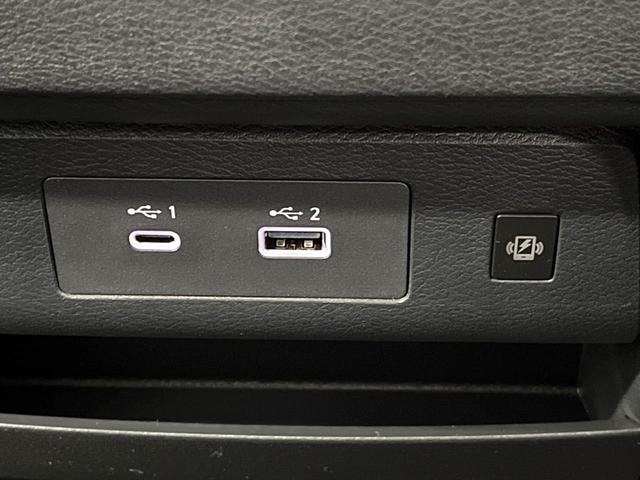 セレナ ハイウェイスターＶ　登録済未使用車　純正１２．３型ナビ　全周囲カメラ　フルセグ　ＥＴＣ　プロパイロット　両側電動スライドドア　ＬＥＤヘッド　純正１６インチＡＷ　デジタルインナーミラー　スマートキー（62枚目）