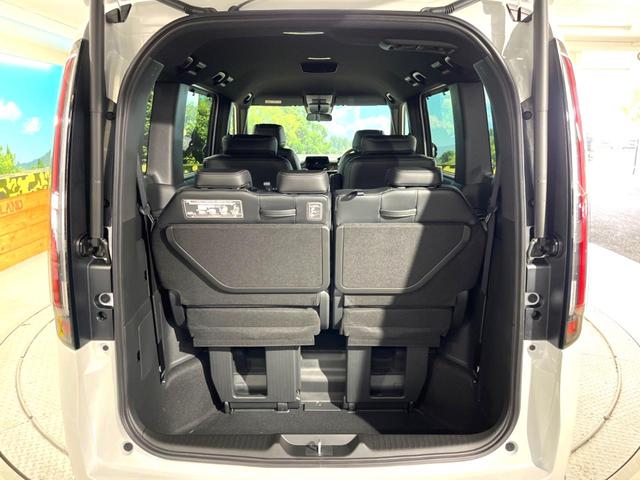 ステップワゴン ｅ：ＨＥＶスパーダ　登録済未使用車　両側電動スライドドア　ホンダセンシング　レーダークルーズ　電動リアゲート　ハーフレザーシート　コーナーセンサー　前席シートヒーター　スマートキー　ＬＥＤヘッド　純正１６インチアルミ（24枚目）