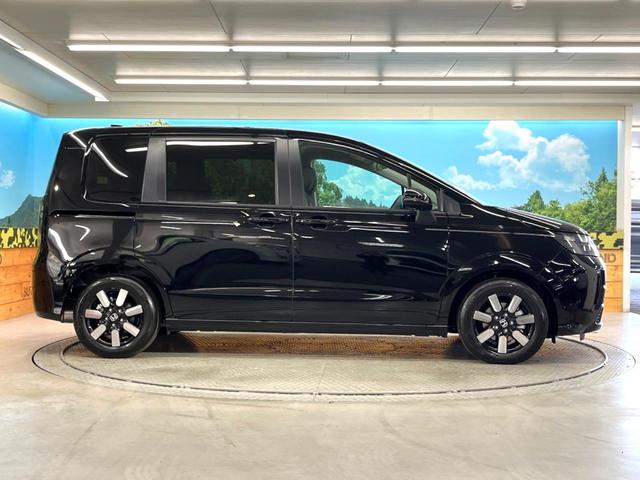 フリード エアー　ＥＸ　登録済未使用車　両側電動ドア　ホンダセンシング　レーダークルーズ　ハーフレザーシート　前席シートヒーター　コーナーセンサー　スマートキー　ＬＥＤヘッド　純正１５インチアルミ　ブラインドスポットモニター（27枚目）