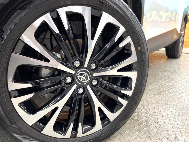 ヤリスクロス ハイブリッドＺ　８型ディスプレイオーディオ　パノラミックビューモニター　トヨタセーフティセンス　レーダークルーズ　禁煙車　ハーフレザーシート　パワーシート　ドライブレコーダー　コーナーセンサー　ＬＥＤヘッド　ＥＴＣ（14枚目）