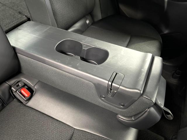 ヤリスクロス ハイブリッドＺ　８型ディスプレイオーディオ　パノラミックビューモニター　トヨタセーフティセンス　レーダークルーズ　禁煙車　ハーフレザーシート　パワーシート　ドライブレコーダー　コーナーセンサー　ＬＥＤヘッド　ＥＴＣ（36枚目）