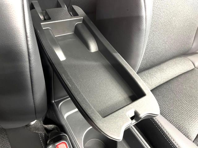 ヤリスクロス ハイブリッドＺ　８型ディスプレイオーディオ　パノラミックビューモニター　トヨタセーフティセンス　レーダークルーズ　禁煙車　ハーフレザーシート　パワーシート　ドライブレコーダー　コーナーセンサー　ＬＥＤヘッド　ＥＴＣ（50枚目）