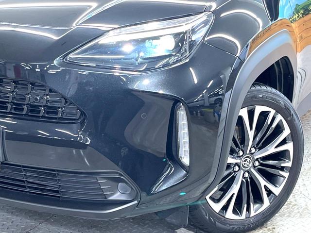 ヤリスクロス ハイブリッドＺ　８型ディスプレイオーディオ　全周囲カメラ　トヨタセーフティセンス　レーダークルーズコントロール　禁煙車　レザーシート　パワーシート　前席シートヒーター　ドラレコ　コーナーセンサー　ＬＥＤヘッド　ＥＴＣ（12枚目）