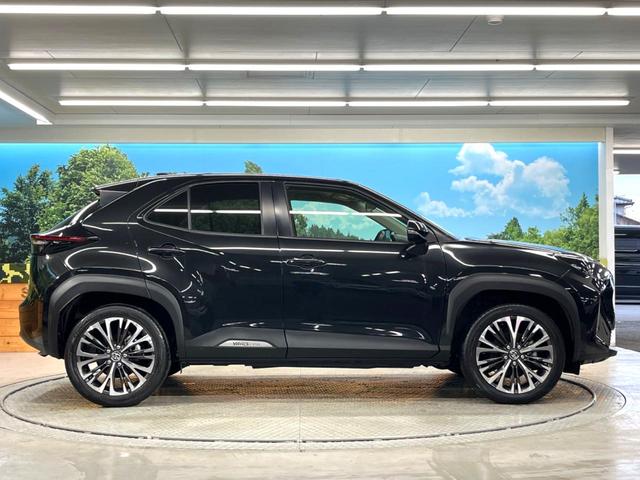 ヤリスクロス ハイブリッドＺ　８型ディスプレイオーディオ　全周囲カメラ　トヨタセーフティセンス　レーダークルーズコントロール　禁煙車　レザーシート　パワーシート　前席シートヒーター　ドラレコ　コーナーセンサー　ＬＥＤヘッド　ＥＴＣ（28枚目）