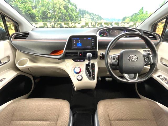 シエンタ ハイブリッドＧ　両側パワースライドドア　プリクラッシュセーフティシステム　純正ＳＤナビ　ＥＴＣ　Ｂｌｕｅｔｏｏｔｈ　７人乗り　オートマチックハイビーム　先行車発進お知らせ機能　革巻きステアリング　ステアリングスイッチ（2枚目）