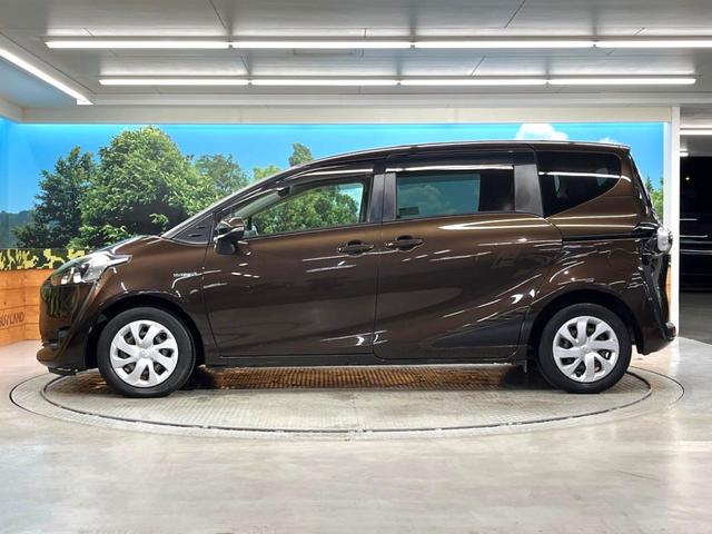 シエンタ ハイブリッドＧ　両側パワースライドドア　プリクラッシュセーフティシステム　純正ＳＤナビ　ＥＴＣ　Ｂｌｕｅｔｏｏｔｈ　７人乗り　オートマチックハイビーム　先行車発進お知らせ機能　革巻きステアリング　ステアリングスイッチ（35枚目）