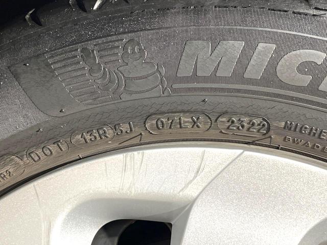 シエンタ ハイブリッドＧ　両側パワースライドドア　プリクラッシュセーフティシステム　純正ＳＤナビ　ＥＴＣ　Ｂｌｕｅｔｏｏｔｈ　７人乗り　オートマチックハイビーム　先行車発進お知らせ機能　革巻きステアリング　ステアリングスイッチ（38枚目）