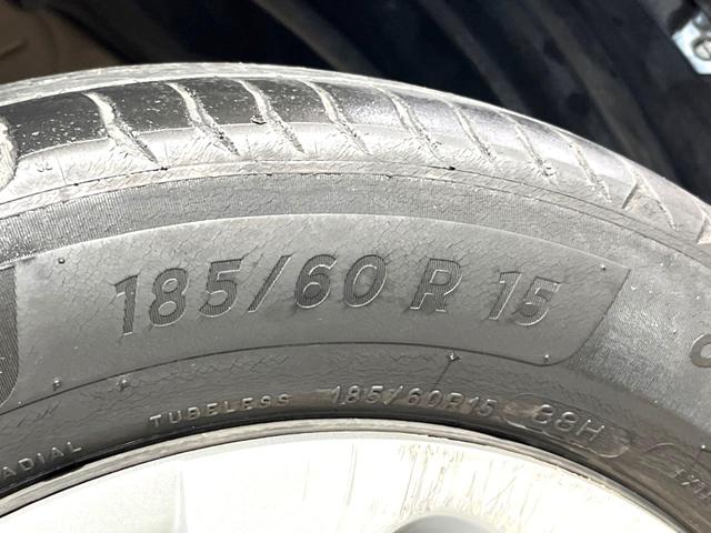 シエンタ ハイブリッドＧ　両側パワースライドドア　プリクラッシュセーフティシステム　純正ＳＤナビ　ＥＴＣ　Ｂｌｕｅｔｏｏｔｈ　７人乗り　オートマチックハイビーム　先行車発進お知らせ機能　革巻きステアリング　ステアリングスイッチ（39枚目）