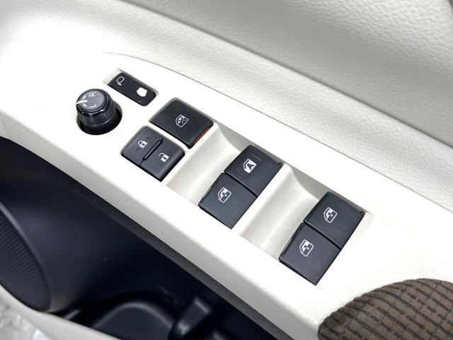 シエンタ ハイブリッドＧ　両側パワースライドドア　プリクラッシュセーフティシステム　純正ＳＤナビ　ＥＴＣ　Ｂｌｕｅｔｏｏｔｈ　７人乗り　オートマチックハイビーム　先行車発進お知らせ機能　革巻きステアリング　ステアリングスイッチ（42枚目）