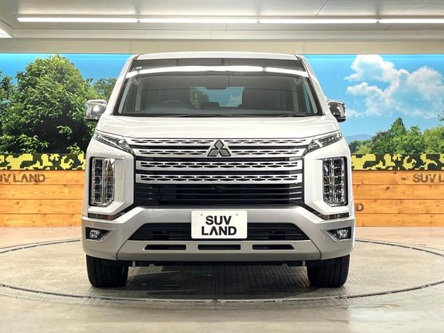 デリカＤ：５ Ｐ　ディーゼル　４ＷＤ　両側パワースライドドア　三菱ｅ－Ａｓｓｉｓｔ　純正ナビ　レーダークルーズコントロール　ＥＴＣ　Ｂｌｕｅｔｏｏｔｈ　フルセグＴＶ　ドラレコ　ＡＣ１００Ｖ電源　パワーバックドア　ＬＥＤ（15枚目）