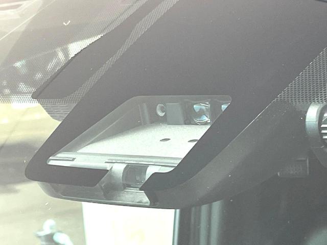 �y�g���^�Z�[�t�e�B�Z���X�z���s���ɑO���̎ԗ�����F�����A�Փ˂������Ȏ��͌x��ƃu���[�L�ŏՓˉ���Ɣ�Q�y�����A�V�X�g�B�����S�Ƀh���C�u�����y���݂��������܂��B