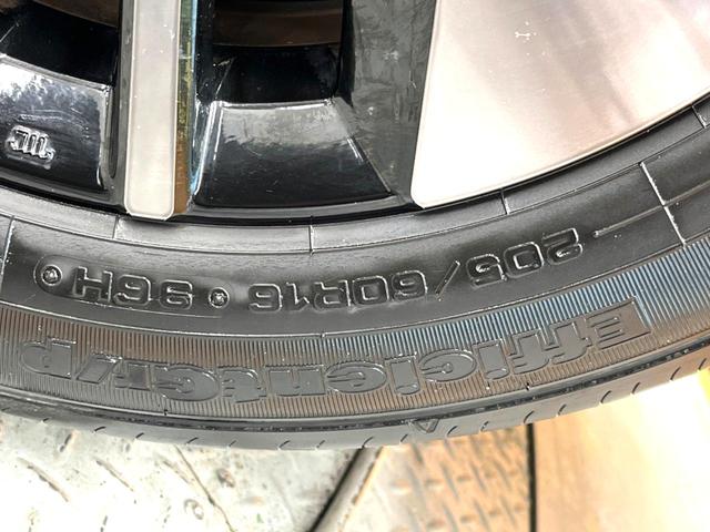 ステップワゴン ｅ：ＨＥＶスパーダ　両側電動スライドドア　ブラインドスポットインフォメーション　ホンダセンシング　パワーバックドア　ＥＴＣ　革巻きステアリング　ＬＥＤヘッドライト　純正１６インチアルミホイール　左右独立フルオートエアコン（35枚目）