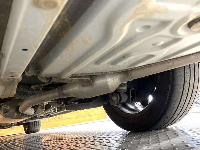 ノア ハイブリッドＳ－Ｚ　電動スライドドア　後席モニター　全周囲カメラ　衝突被害軽減システム　レーダークルーズ　禁煙車　電動リアゲート　ハーフレザーシート　コーナーセンサー　スマートキー　ＬＥＤヘッド　ビルトインＥＴＣ（25枚目）