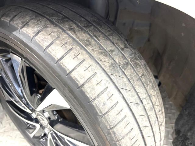 ノア ハイブリッドＳ－Ｚ　電動スライドドア　後席モニター　全周囲カメラ　衝突被害軽減システム　レーダークルーズ　禁煙車　電動リアゲート　ハーフレザーシート　コーナーセンサー　スマートキー　ＬＥＤヘッド　ビルトインＥＴＣ（35枚目）