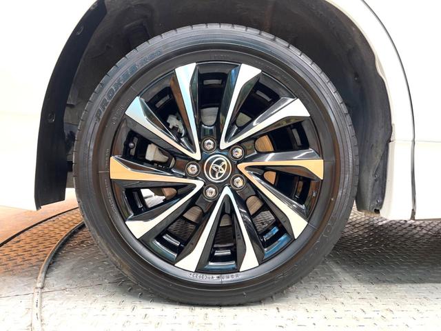 ノア ハイブリッドＳ－Ｚ　電動スライドドア　後席モニター　全周囲カメラ　衝突被害軽減システム　レーダークルーズ　禁煙車　電動リアゲート　ハーフレザーシート　コーナーセンサー　スマートキー　ＬＥＤヘッド　ビルトインＥＴＣ（36枚目）