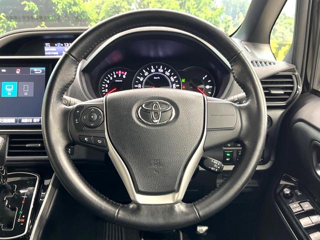 ヴォクシー ＺＳ　煌　純正１０型ナビ　両側電動スライドドア　バックカメラ　トヨタセーフティセンス　禁煙車　スマートキー　ＬＥＤヘッド　ＥＴＣ　クルーズコントロール　純正１６インチアルミ　オートハイビーム　車線逸脱警報（11枚目）