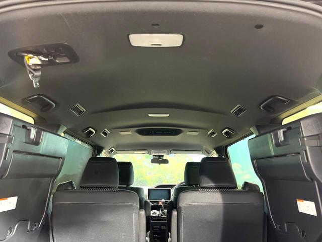 ヴォクシー ＺＳ　煌　純正１０型ナビ　両側電動スライドドア　バックカメラ　トヨタセーフティセンス　禁煙車　スマートキー　ＬＥＤヘッド　ＥＴＣ　クルーズコントロール　純正１６インチアルミ　オートハイビーム　車線逸脱警報（22枚目）