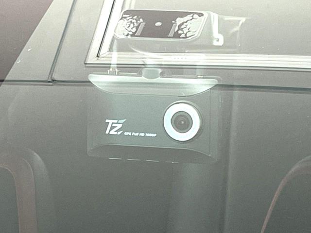 ハイラックス Ｚ　ＧＲスポーツ　４ＷＤ　ディーゼル（軽油）　パノラミックビューモニター　プリクラッシュセーフティシステム　レーダークルーズコントロール　ナビ機能付きディスプレイオーディオ　運転席パワーシート　ＬＥＤヘッドライト（63枚目）