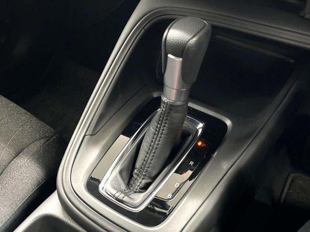 ヴェゼル ｅ：ＨＥＶ　Ｘ　ＳＤナビ　フルセグＴＶ　バックカメラ　衝突被害軽減　禁煙車　ドラレコ　コーナーセンサー　ＬＥＤヘッド　ＥＴＣ　純正１６インチアルミ　車線逸脱警報　オートライト　Ｂｌｕｅｔｏｏｔｈ　ＤＶＤ再生（32枚目）