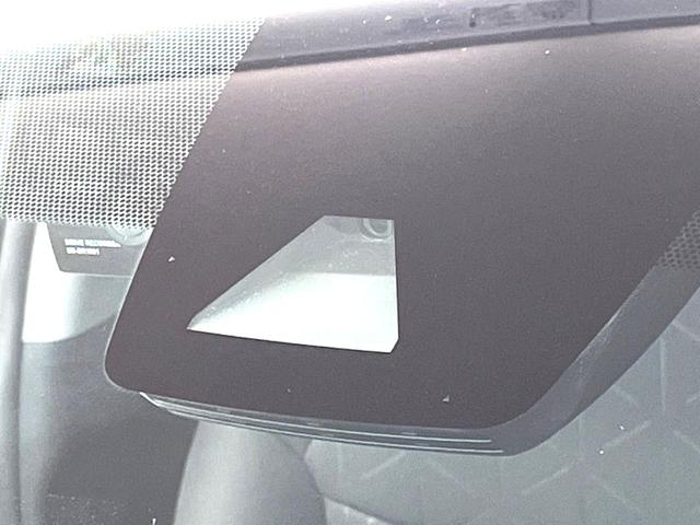 ＲＡＶ４ Ｘ　８型ディスプレイオーディオ　バックカメラ　衝突被害軽減　レーダークルーズ　Ｂｌｕｅｔｏｏｔｈ　禁煙車　ドラレコ　コーナーセンサー　ＬＥＤヘッド　ＥＴＣ２．０　純正１７インチアルミ　オートハイビーム（5枚目）