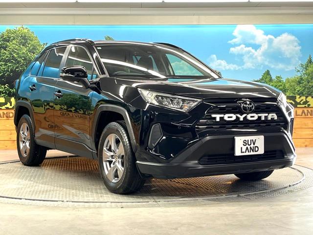 ＲＡＶ４ Ｘ　８型ディスプレイオーディオ　バックカメラ　衝突被害軽減　レーダークルーズ　Ｂｌｕｅｔｏｏｔｈ　禁煙車　ドラレコ　コーナーセンサー　ＬＥＤヘッド　ＥＴＣ２．０　純正１７インチアルミ　オートハイビーム（17枚目）