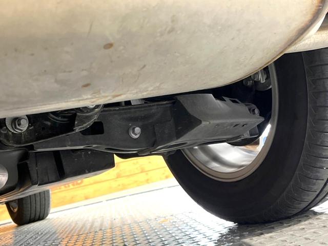 ＲＡＶ４ Ｘ　８型ディスプレイオーディオ　バックカメラ　衝突被害軽減　レーダークルーズ　Ｂｌｕｅｔｏｏｔｈ　禁煙車　ドラレコ　コーナーセンサー　ＬＥＤヘッド　ＥＴＣ２．０　純正１７インチアルミ　オートハイビーム（41枚目）