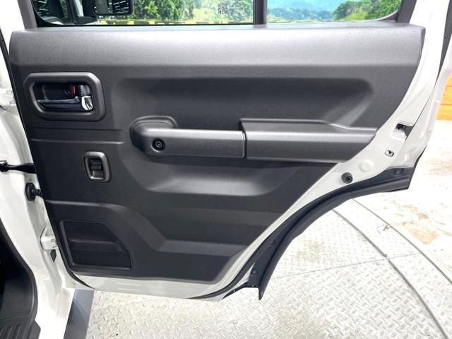 ジムニーノマド FC 登録済未使用車 4WD 衝突被害軽減 レーダークルーズ コーナーセンサー LEDヘッド 前席シートヒーター 純正15インチアルミ オートハイビーム オートライト フォグランプ ヘッドライトウォッシャー(47枚目)