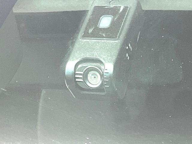 ルーミー カスタムＧ－Ｔ　純正９型ＳＤナビ　フルセグ　ターボ　両側電動ドア　バックカメラ　衝突被害軽減システム　禁煙車　ドラレコ　ＬＥＤヘッド　ＥＴＣ２．０　クルコン　車線逸脱警報　オートライト　Ｂｌｕｅｔｏｏｔｈ（8枚目）