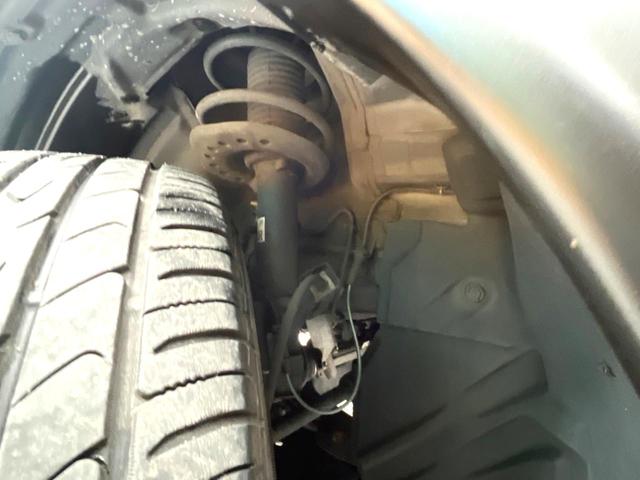 ジューク 15RX タイプV carrozzeriaSDナビ 禁煙車 ETC オートライト オートエアコン Bluetooth CD DVD再生 革巻きステアリング フルセグ 16インチスチールホイール(19枚目)