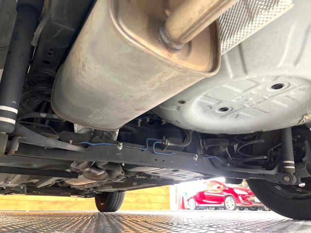 ジューク 15RX タイプV carrozzeriaSDナビ 禁煙車 ETC オートライト オートエアコン Bluetooth CD DVD再生 革巻きステアリング フルセグ 16インチスチールホイール(26枚目)