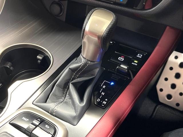 ＲＸ ＲＸ２００ｔ　Ｆスポーツ　サンルーフ　純正１２．３型ＳＤナビ　全周囲カメラ　衝突被害軽減　レーダークルーズ　禁煙車　電動リアゲート　３眼ＬＥＤヘッド　レザーシート　前席シートヒーター　前席シートエアコン　コーナーセンサー（32枚目）
