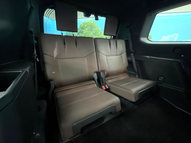 �������[���̃T�[�h�V�[�g�ł��B���ȕ������R���p�N�g�Ɏ��[�ł��A�L��ȉ׎��X�y�[�X�Ƃ��Ă��g�����������܂��I��Ԑl����ו��̗ʂȂǗ��p�V�[���ɍ��킹�ĂR��ڂ�L�����p�ł��A�Ƃ��Ă��֗���