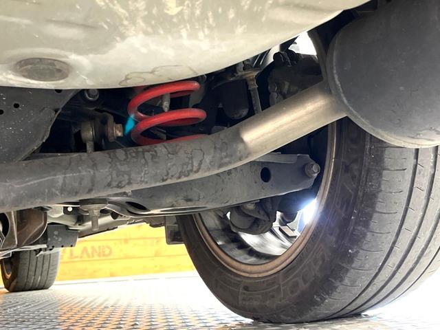 ハリアー エレガンス　Ｇ’ｓ　サンルーフ　９型ＢＩＧＸ　バックカメラ　禁煙車　ハーフレザーシート　パワーシート　ＬＥＤヘッド　ビルトインＥＴＣ　純正１９インチアルミ　オートライト　デュアルエアコン　Ｂｌｕｅｔｏｏｔｈ（25枚目）