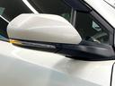 Ｓ　ＬＥＤパッケージ　トヨタセーフティセンス　レーダークルーズコントロール　ビルトインＥＴＣ　Ｂｌｕｅｔｏｏｔｈ再生　ＬＥＤヘッドライト　シーケンシャルターンランプ　純正１７インチアルミホイール　革巻きステアリング（27枚目）