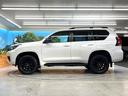 ＴＸ　Ｌパッケージ　７０ｔｈアニバーサリーリミテッド　４ＷＤ　サンルーフ　トヨタセーフティセンス　レーダークルーズコントロール　シートベンチレーション　革巻きステアリング　ドライブレコーダー　ＥＴＣ　純正ＳＤナビ　Ｂｌｕｅｔｏｏｔｈ再生（24枚目）