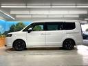 ｅ：ＨＥＶスパーダ　両側電動スライドドア　ブラインドスポットインフォメーション　ホンダセンシング　パワーバックドア　ＥＴＣ　革巻きステアリング　ＬＥＤヘッドライト　純正１６インチアルミホイール　左右独立フルオートエアコン（30枚目）